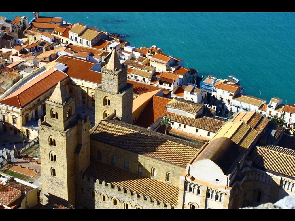 Gaia Holidays Apartments Cefalù Exteriör bild