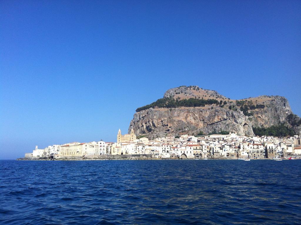 Gaia Holidays Apartments Cefalù Exteriör bild