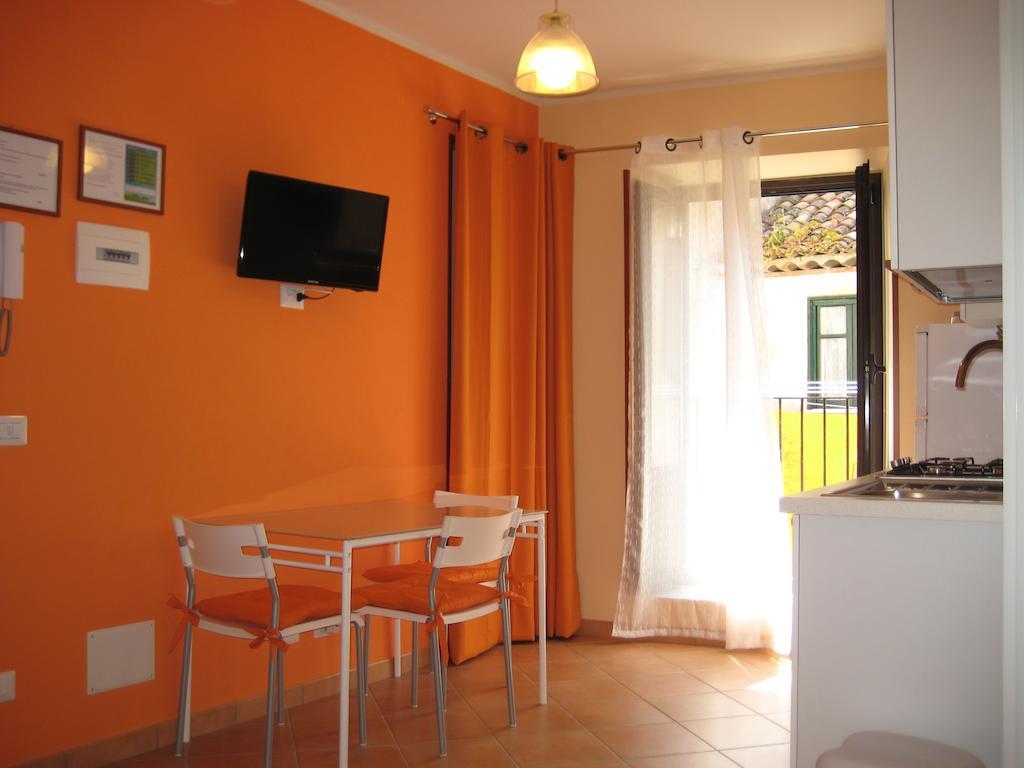 Gaia Holidays Apartments Cefalù Rum bild